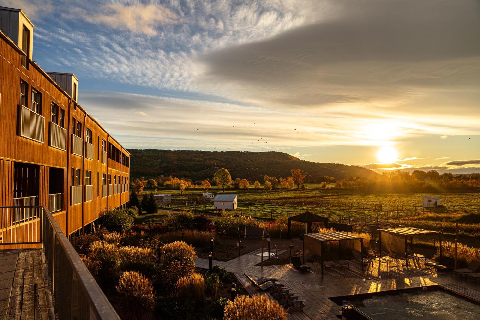 Hotel & Spa Le Germain Charlevoix Baie-Saint-Paul Zewnętrze zdjęcie